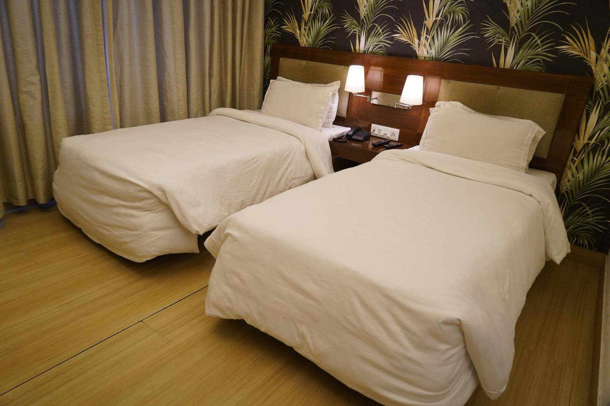 Hotel Forest Avenue - Best Luxury Hotel In Dehradun Esterno foto
