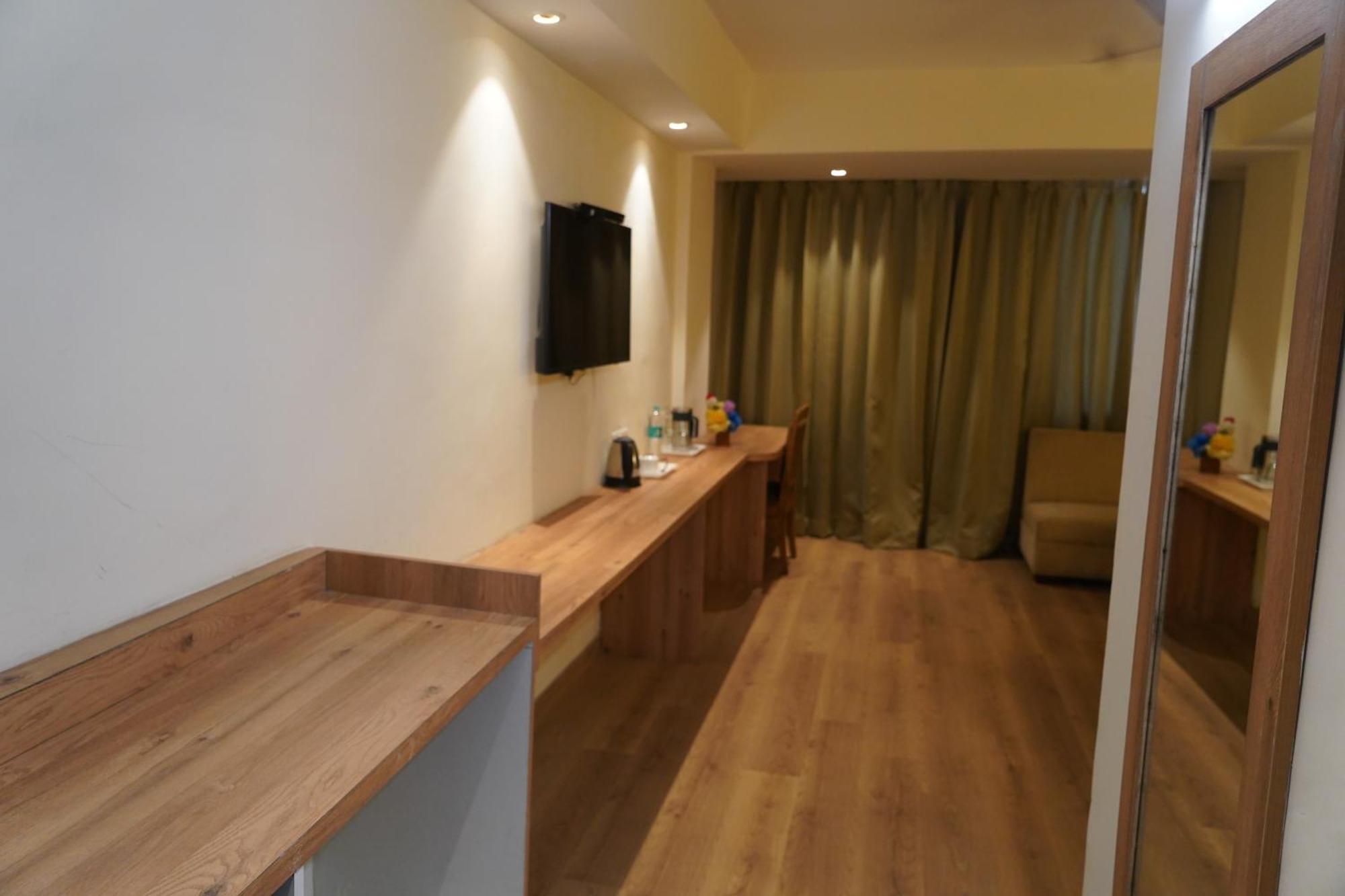 Hotel Forest Avenue - Best Luxury Hotel In Dehradun Esterno foto