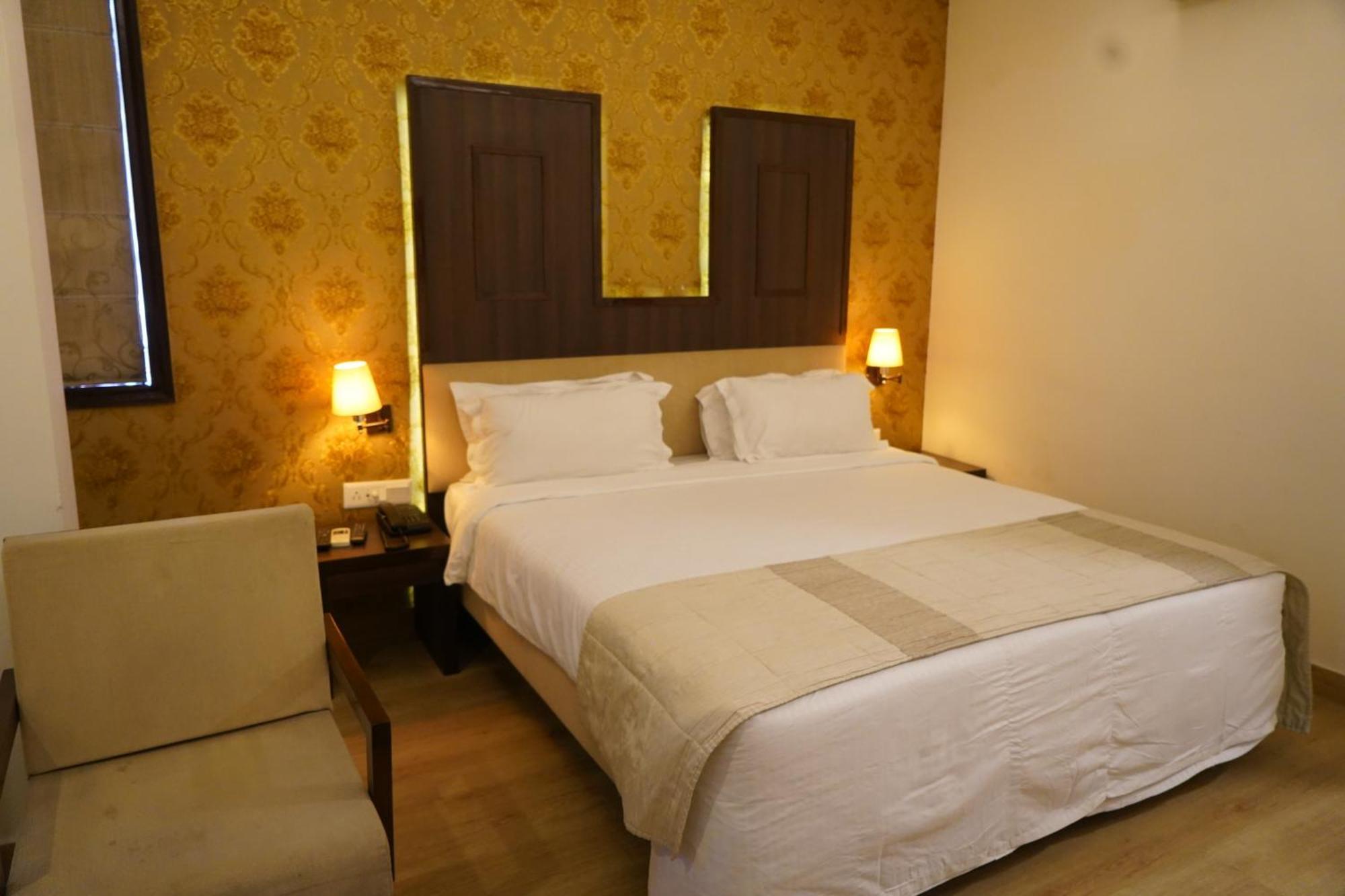 Hotel Forest Avenue - Best Luxury Hotel In Dehradun Esterno foto