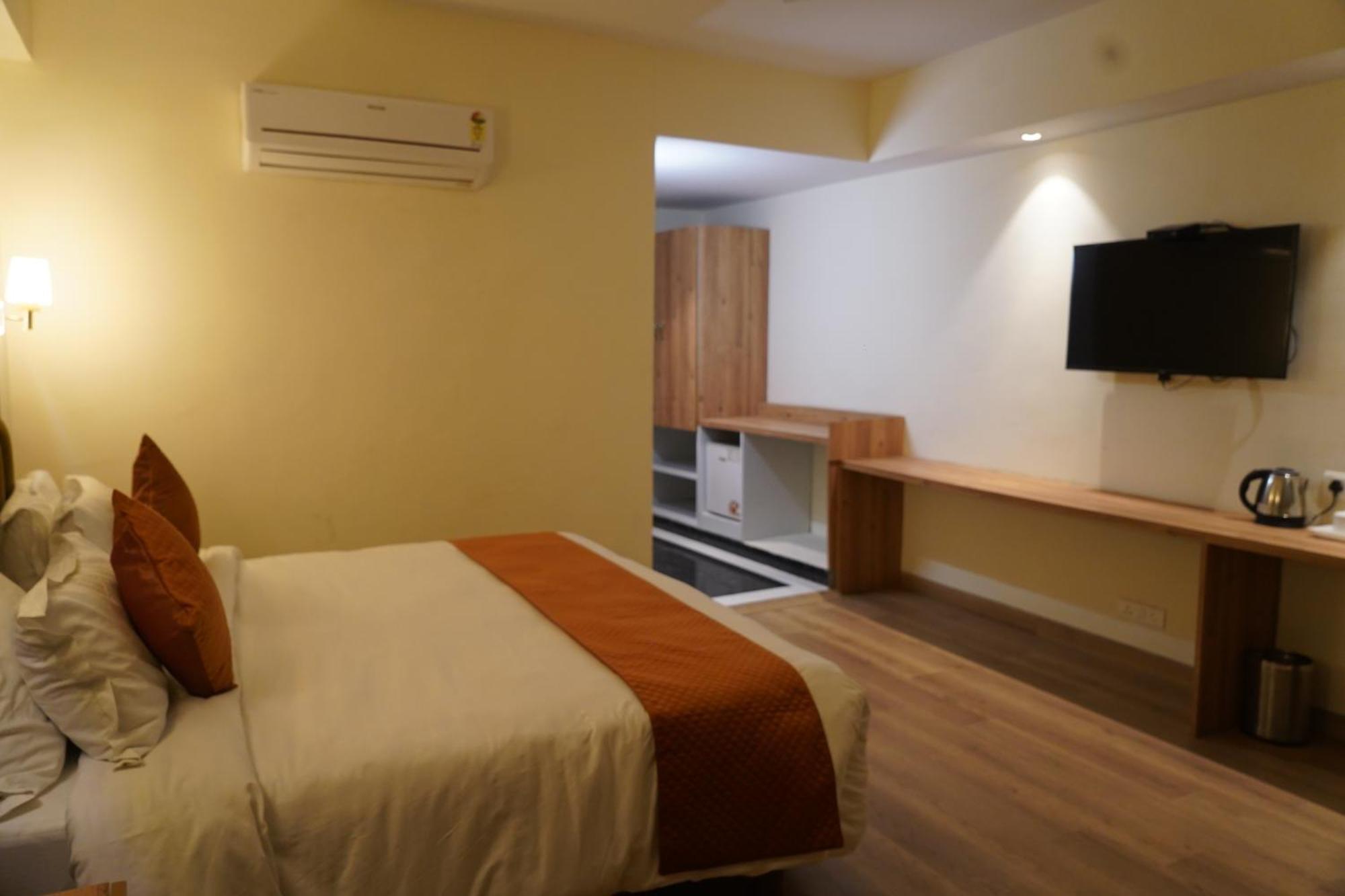 Hotel Forest Avenue - Best Luxury Hotel In Dehradun Esterno foto