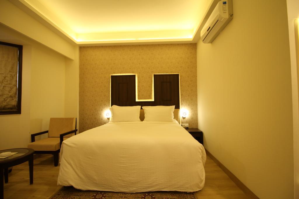 Hotel Forest Avenue - Best Luxury Hotel In Dehradun Esterno foto
